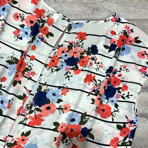 Torrid Floral Georgette Top Button Back Women Plus 3X Semi Sheer White Striped - Picture 4 of 6